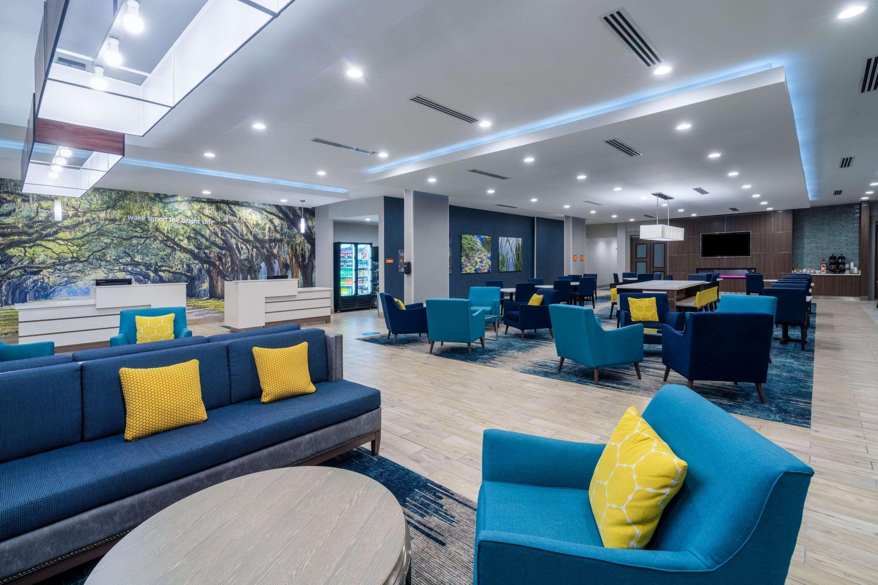 La Quinta Inn & Suites By Wyndham Тифтон Экстерьер фото