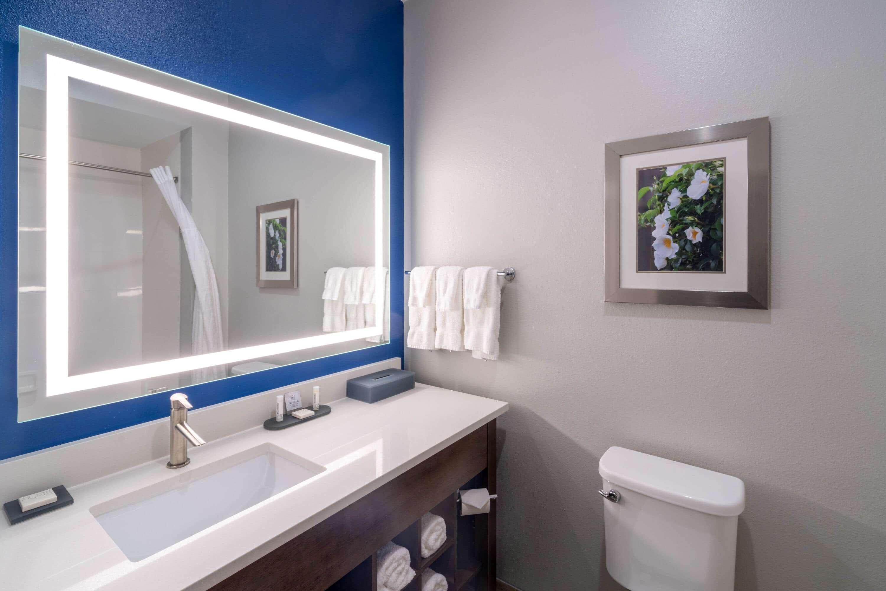 La Quinta Inn & Suites By Wyndham Тифтон Экстерьер фото