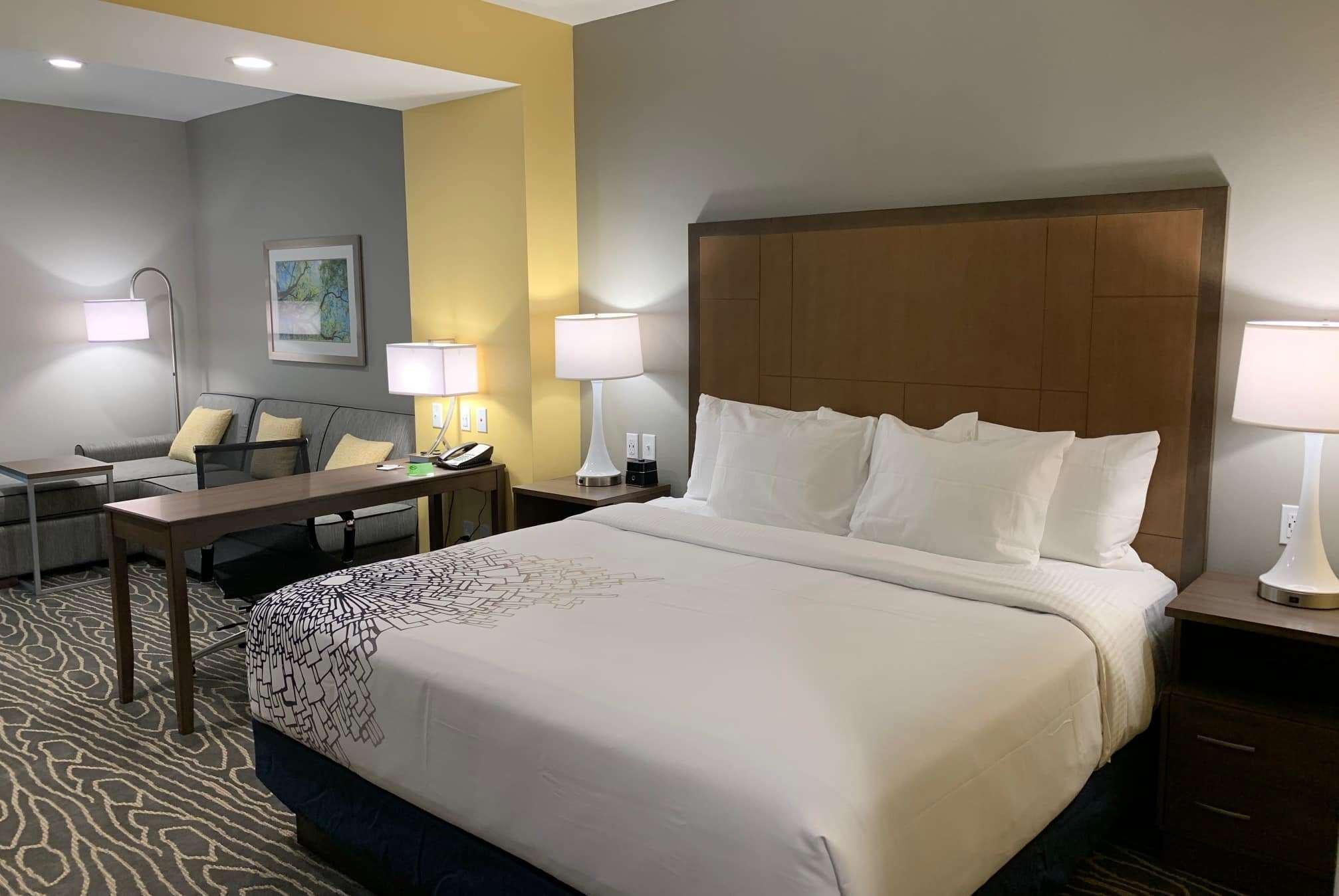 La Quinta Inn & Suites By Wyndham Тифтон Экстерьер фото