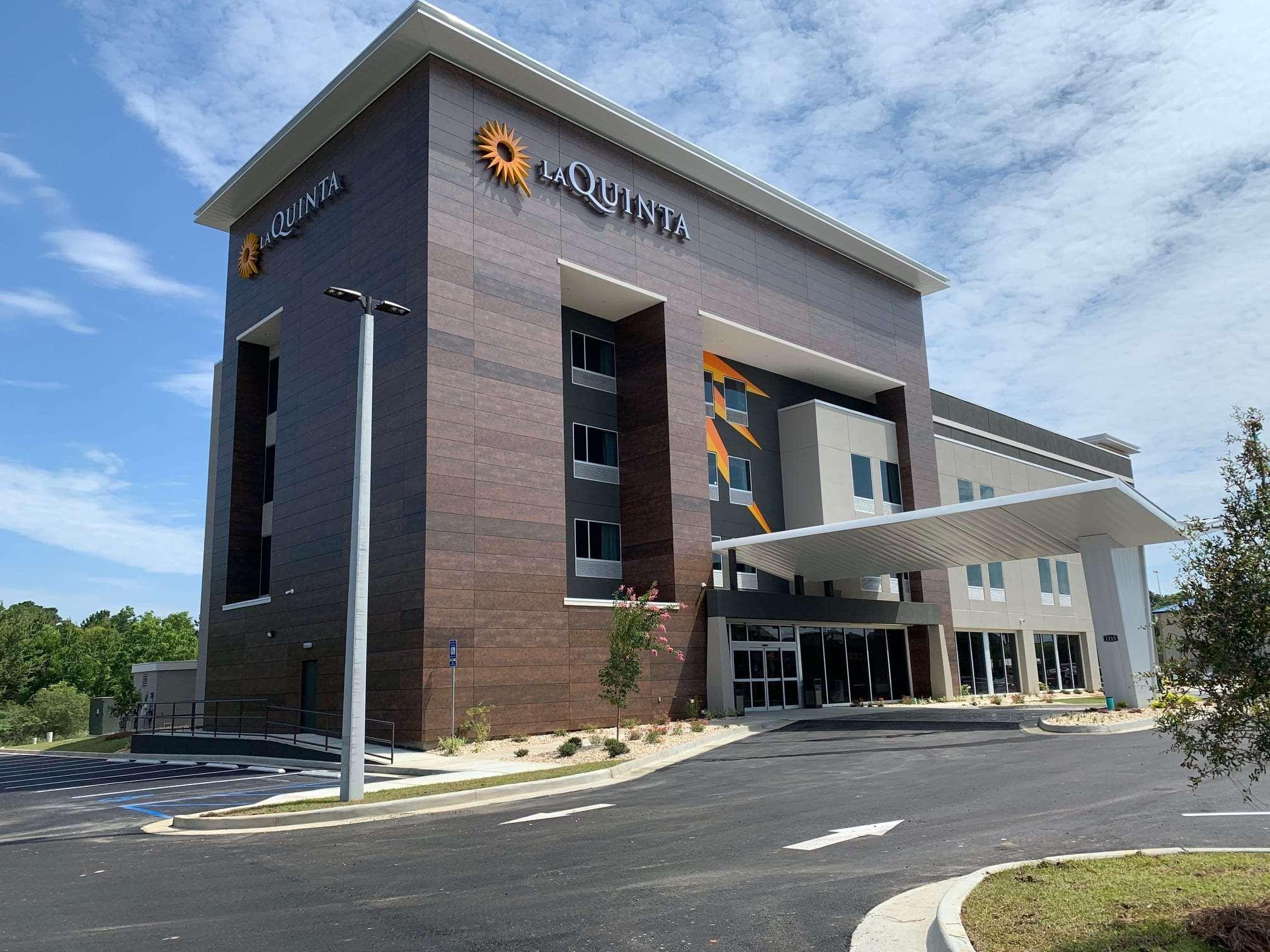 La Quinta Inn & Suites By Wyndham Тифтон Экстерьер фото