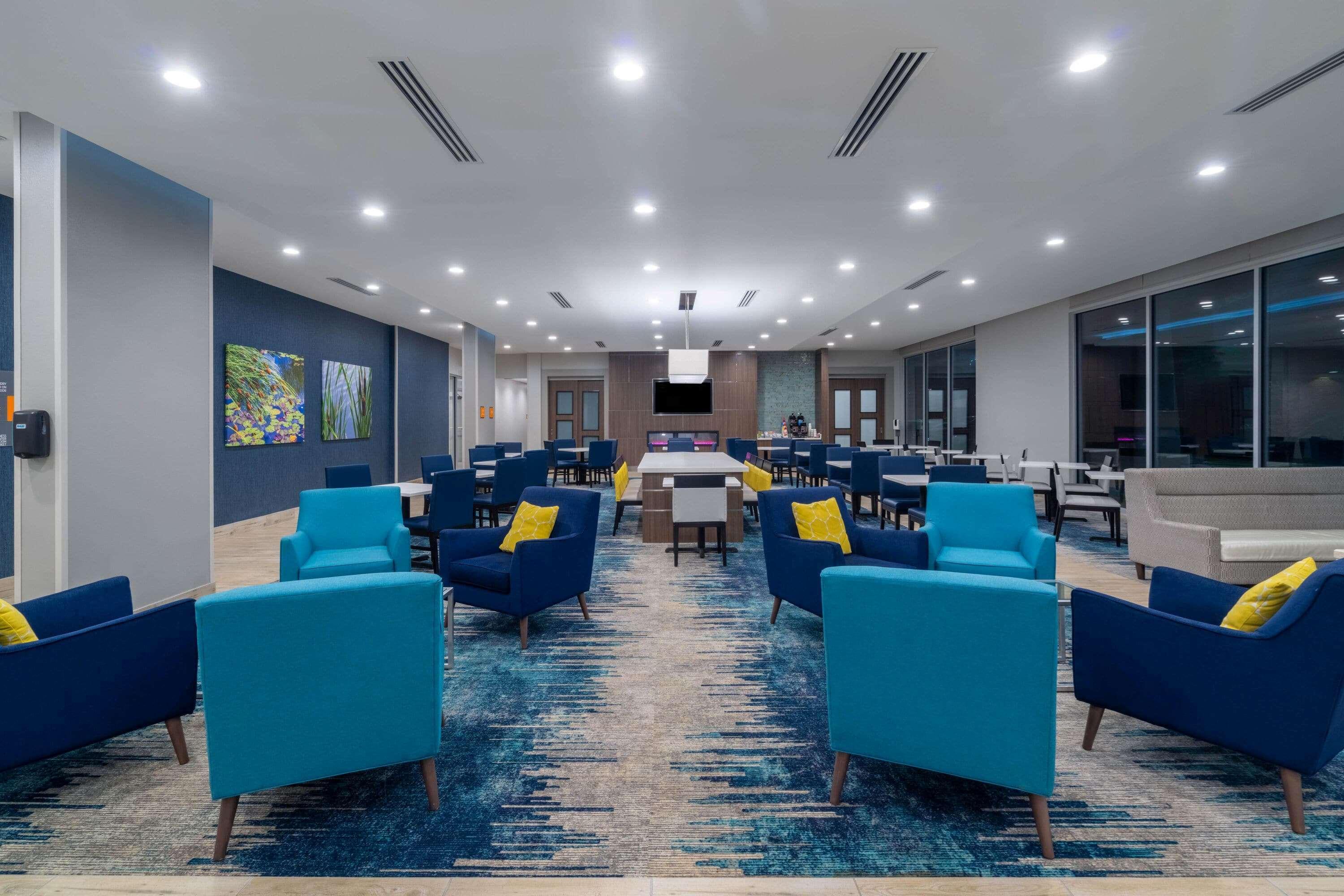 La Quinta Inn & Suites By Wyndham Тифтон Экстерьер фото